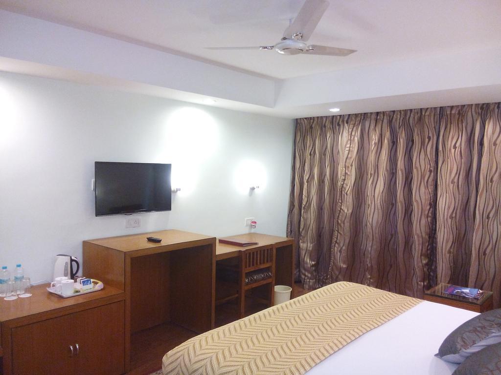 Hotel Kalinga Ashok Bhubaneswar Esterno foto